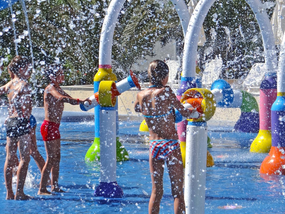 Cronwell Platamon Resort All-Inclusive المظهر الخارجي الصورة
